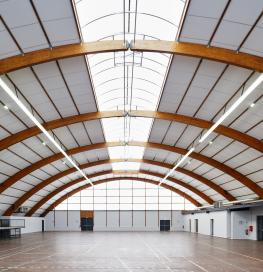 Sports hall with acoustic ceilings