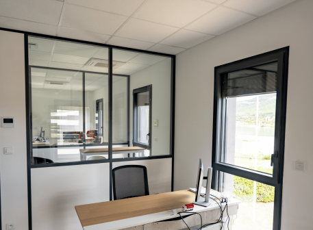faux plafond acoustique bureaux 