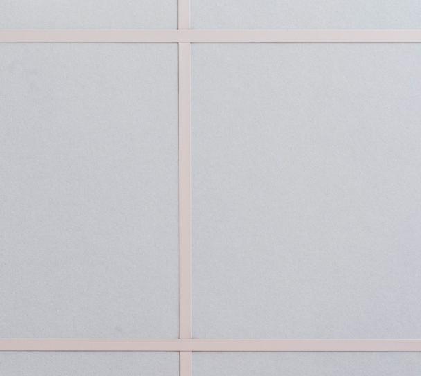 Salon, hotel de luxe, plafond modulaire blanc 